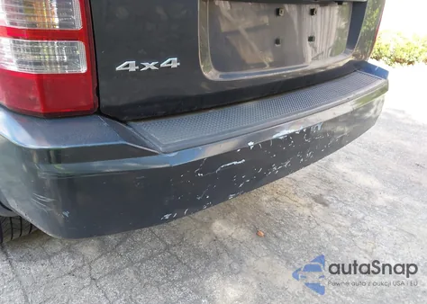 2010 Jeep Liberty Sport z USA, uszkodzony, nr VIN 1J4PN2GK2AW135038